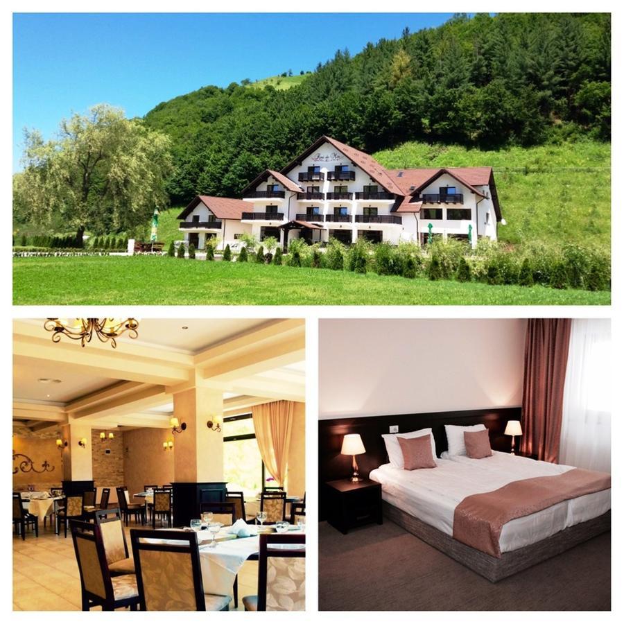 Flori De Mar Hotel Poiana Mărului Eksteriør billede